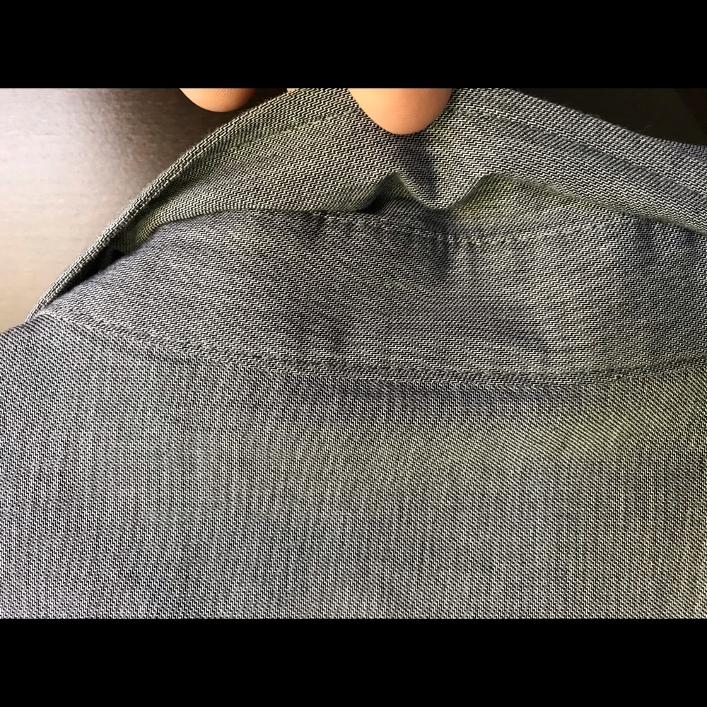 Nice button down - Picture 7 of 7